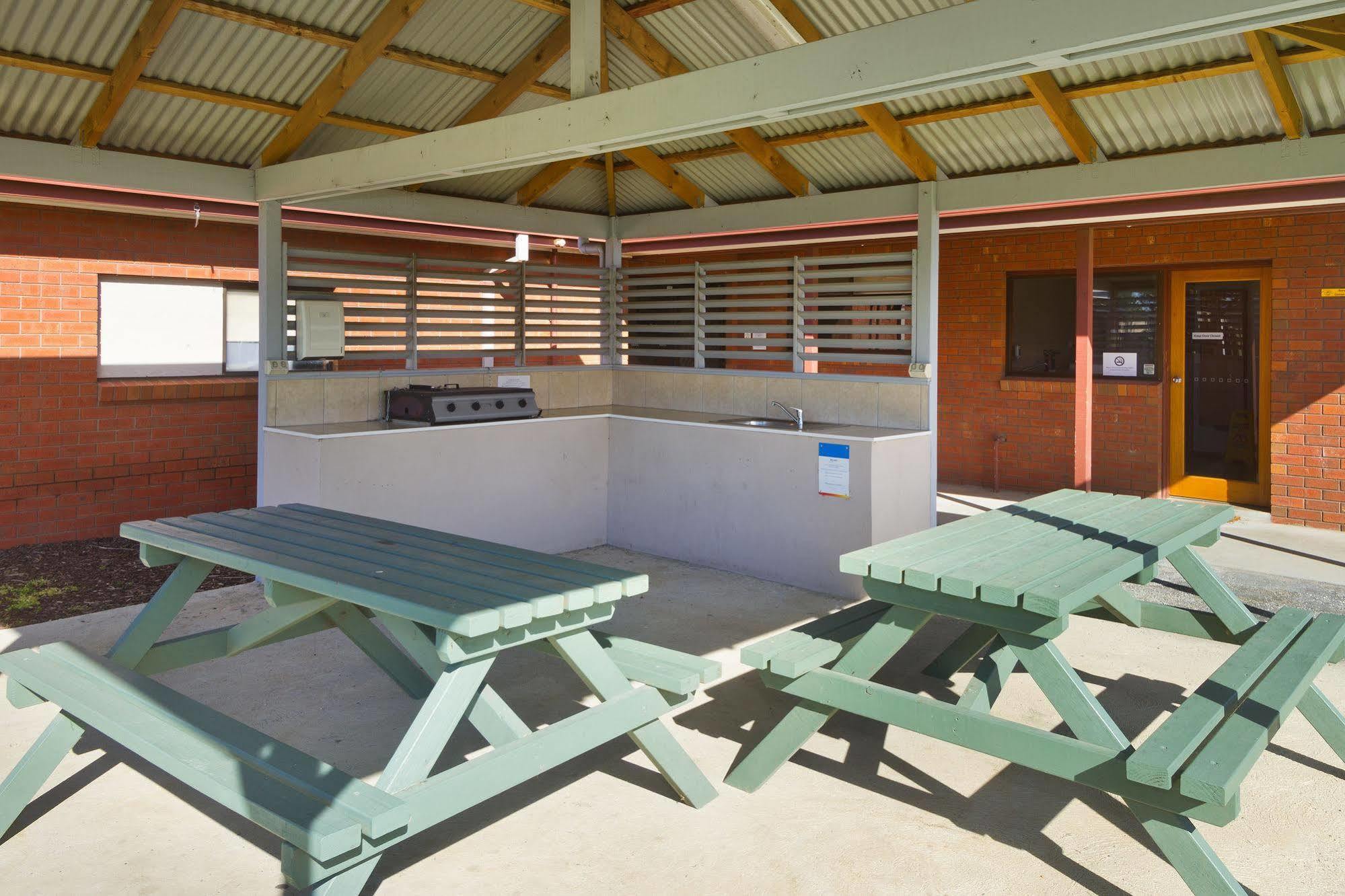 Sandhurst Motel Carrum Downs Kültér fotó