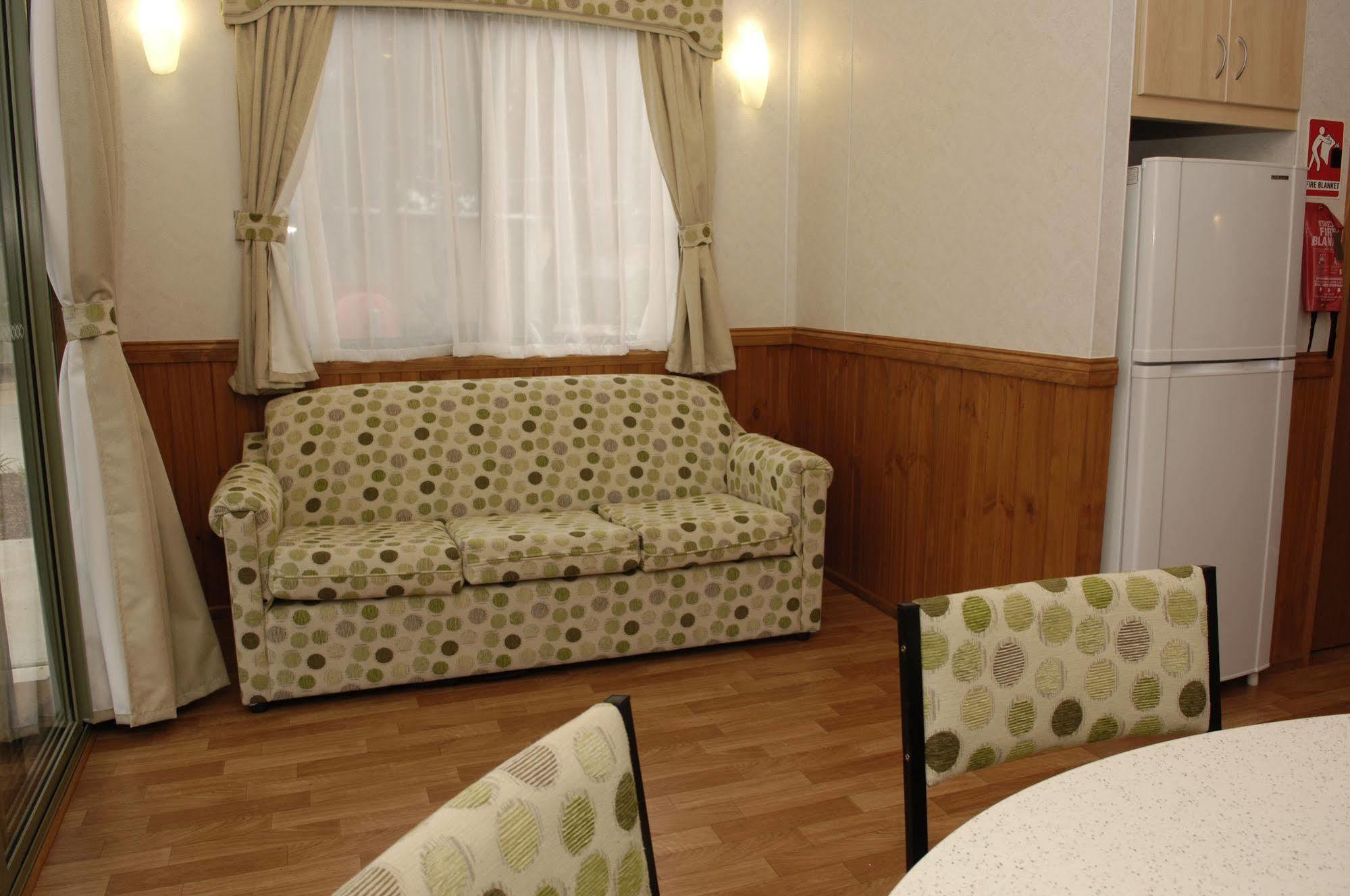 Sandhurst Motel Carrum Downs Kültér fotó